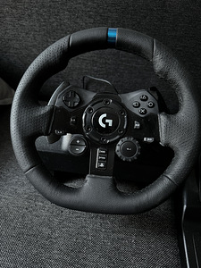 Logitech G923 TrueForce võidusõidurool ja pedaalid (2 foto / 2)