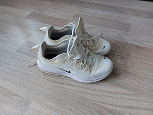 Nike MAX AIR lastetossud, suurus 33.5 (1 foto / 3)