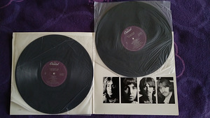 Белый альбом The Beatles (2 фото из 3)
