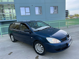 Mitsubishi Lancer (2 foto / 12)