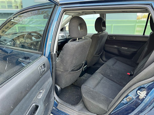 Mitsubishi Lancer (6 foto / 12)