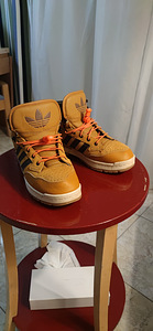 Adidase tossud (6 foto / 6)