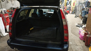 Volvo v70 (7 фото из 10)