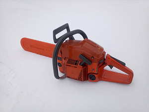 Husqvarna 254 (6 foto / 7)