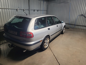 Vahetada Volvo v40 1.9td (5 foto / 7)
