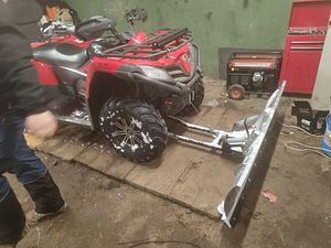 Квадроцикл Cfmoto 520л (1 фото из 8)