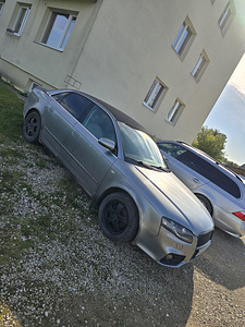 Audi a4 b7 1.9d (3 фото из 12)