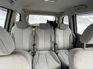 Kia Carnival 2.9CRDi 2010a (4 foto / 5)