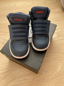 Adidas kõrged tossud 25,5 (1 foto / 9)