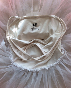 Trikoo noorele baleriinile (H&M), suurus 110-116 (4-6 a) (4 foto / 4)