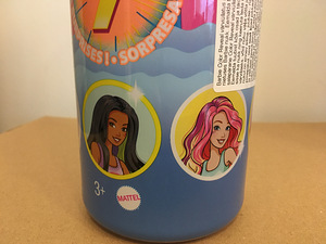 Uus nukk "Barbie muudab värvi" (2 foto / 6)
