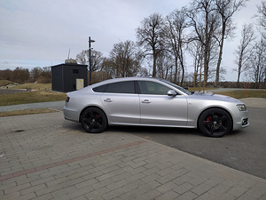 Audi A5 3.0 Quattro Sportback S-line (2 foto / 10)
