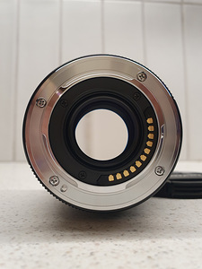 Olympus 75mm f/1.8 Zuiko Digital ED (4 foto / 4)
