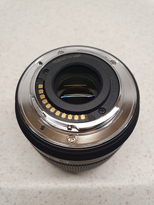 Panasonic 25mm f/1.7 LUMIX G ASPH objektiiv (2 foto / 3)