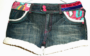 Desigual яркие джинсовые шорты с пайетками и мехом, 152-158