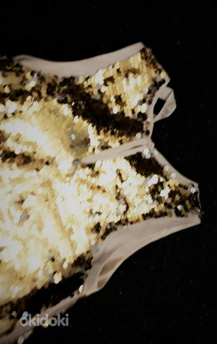 Праздничное золотое- платье с паетками 128/134 + сумочка (фото #3)