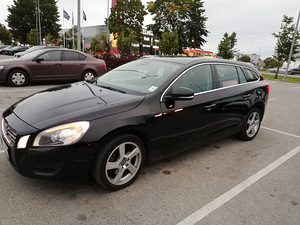 Продам VOLVO V 60 (3 фото из 3)