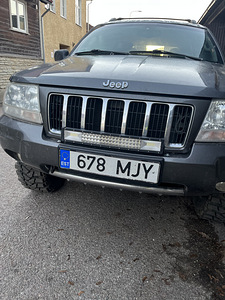Jeep Grand Cherokee overland 2.7crd (8 foto / 9)