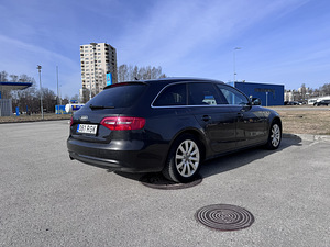 Audi a4 avant (9 фото из 10)
