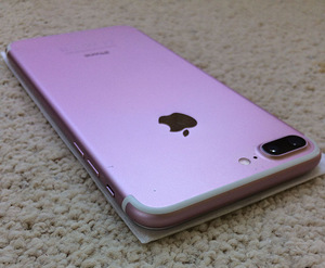 iPhone 7 Plus 128GB Rose (1 foto / 5)