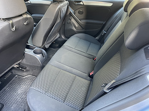 Volkswagen GOLF 1,4TSI bensiin 90kw 2011 (10 foto / 15)