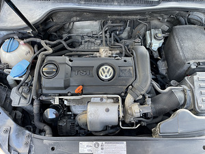 Volkswagen GOLF 1,4TSI bensiin 90kw 2011 (14 foto / 15)