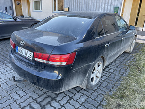 HYUNDAI SONATA 2008 2.0 diisel automaat (12 foto / 12)