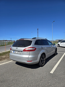 Ford Mondeo (3 фото из 7)