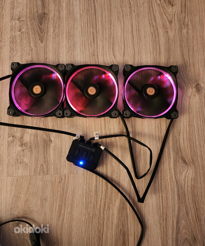 Система охлаждения Thermaltake Riing 14 LED RGB 3 Set (фото #2)