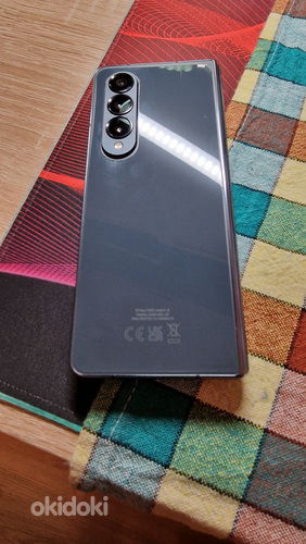 Samsung Galaxy Fold 4 5G 512GB Серый (фото #3)