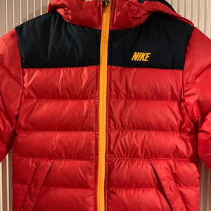 Nike jope, suurusele 104-110 cm (1 foto / 1)