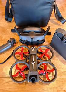 DJI AVATA 2 (Fly More Combo + Goggles 2) (3 foto / 3)