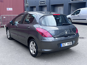 Peugeot 308 (3 foto / 8)
