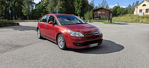 Аренда автомобиля (1 фото из 3)