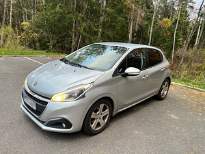 Rent Peugeot 208,diisel,manual (2 foto / 2)