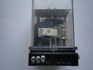RZw 220V 50Hz 2-30s aja relee (2 foto / 3)