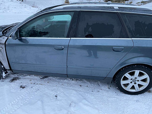 Audi A4 2.5 132kW Quattro varuosadeks (4 foto / 6)