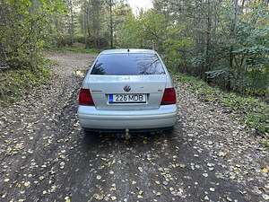 Varuosadeks Volkswagen Bora 2.0 85kW (4 foto / 7)
