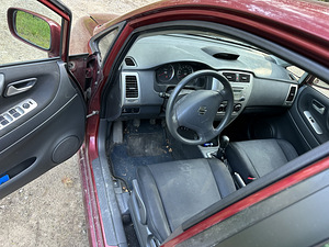 Suzuki Liana 1.6 78 kW varuosadeks (4 foto / 4)