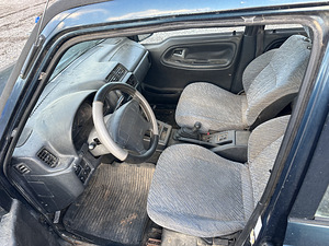 Suzuki Vitara 1.6 71kW varuosadeks (5 foto / 7)
