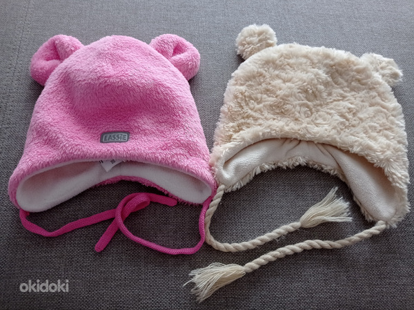 Тёплые шапочки на новорожденную (фото #1)
