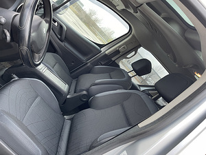 Peugeot Partner Teepe 1.6 diesel manual (9 foto / 15)