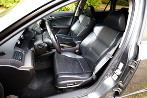Honda Accord 2.4 148kW (11 foto / 15)
