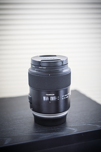 M/V Tamron SP 45mm f/1.8 Di VC USD Canon EF (3 фото из 7)
