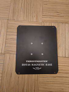 Thrustmaster AVA база (4 фото из 5)