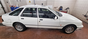 Ford sierra 1.8CVH (1 foto / 8)