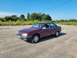 Opel Omega CD 2.0i 85KW (5 foto / 13)