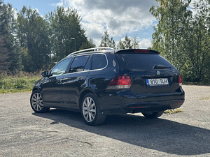 Volkswagen Golf 1.6TDI 77kw (5 foto / 7)