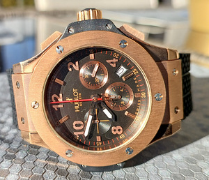 HUBLOT D=45MM (5 foto / 5)