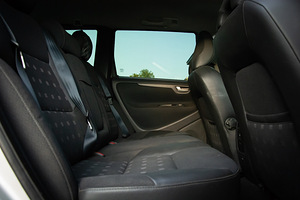 VOLVO V70 (7 фото из 11)